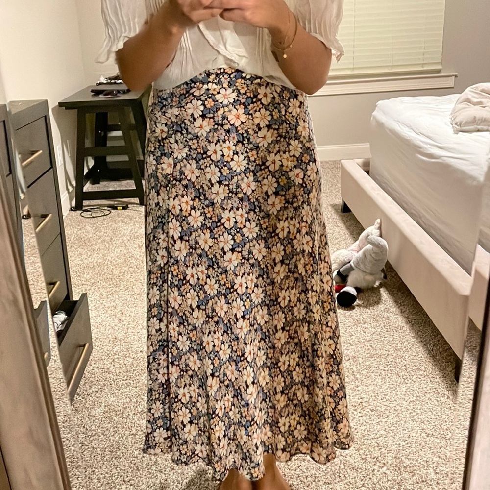 A line midi skirt